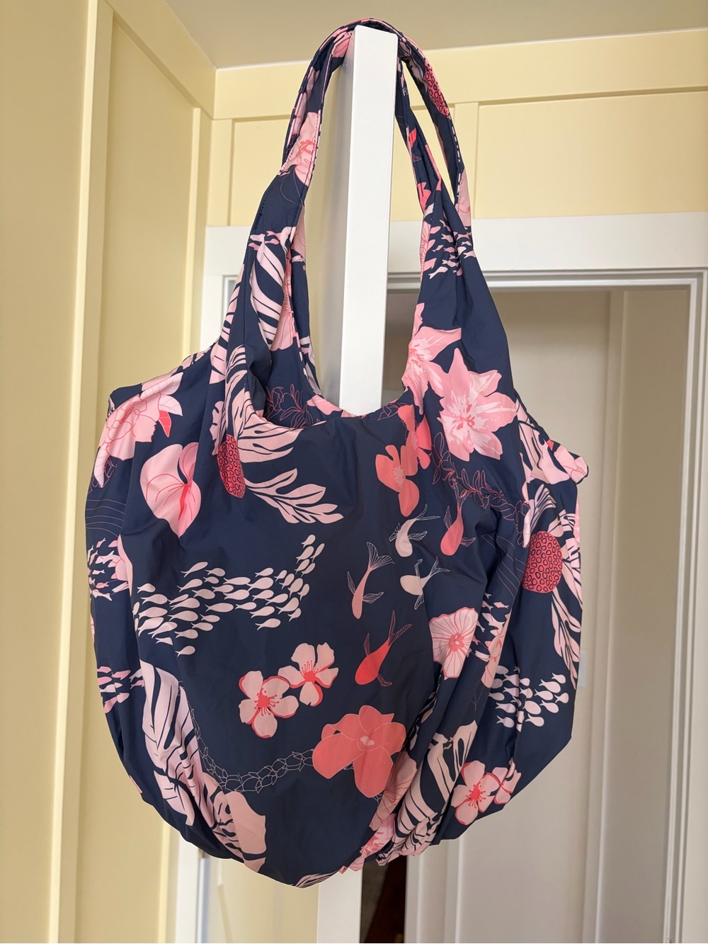 Fighting Eel NWT large Kelsey tote bag